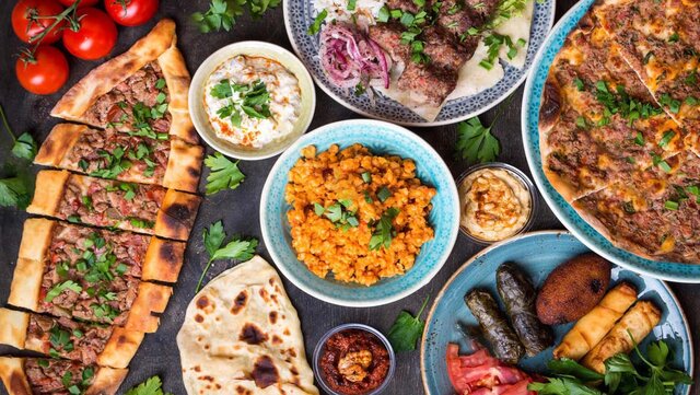 شکم گردی در استانبول